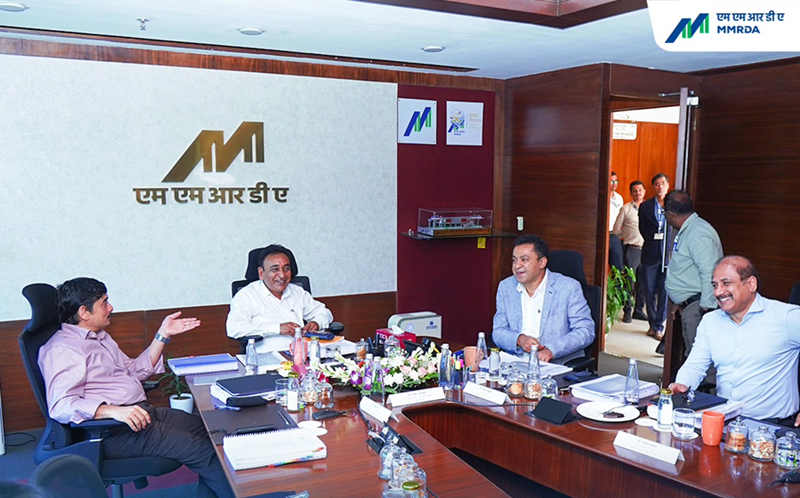 Maharashtra CS Rajesh Aggarwal visits MMRDA